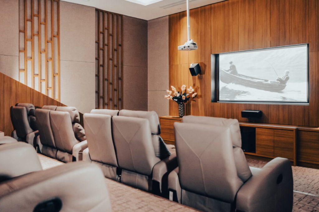movie room 1080x720